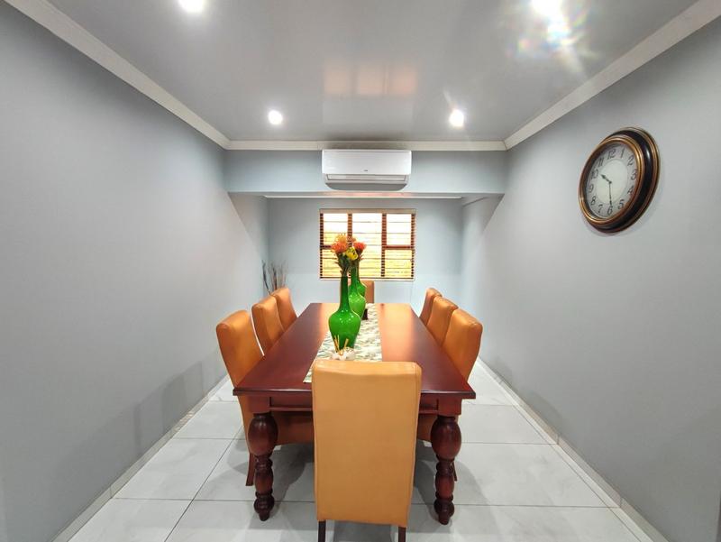 6 Bedroom Property for Sale in Kingston Park KwaZulu-Natal