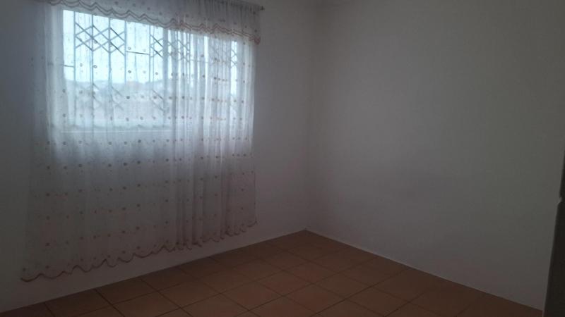To Let 2 Bedroom Property for Rent in Bayview KwaZulu-Natal