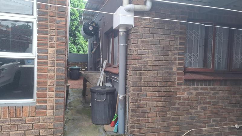 To Let 2 Bedroom Property for Rent in Bayview KwaZulu-Natal