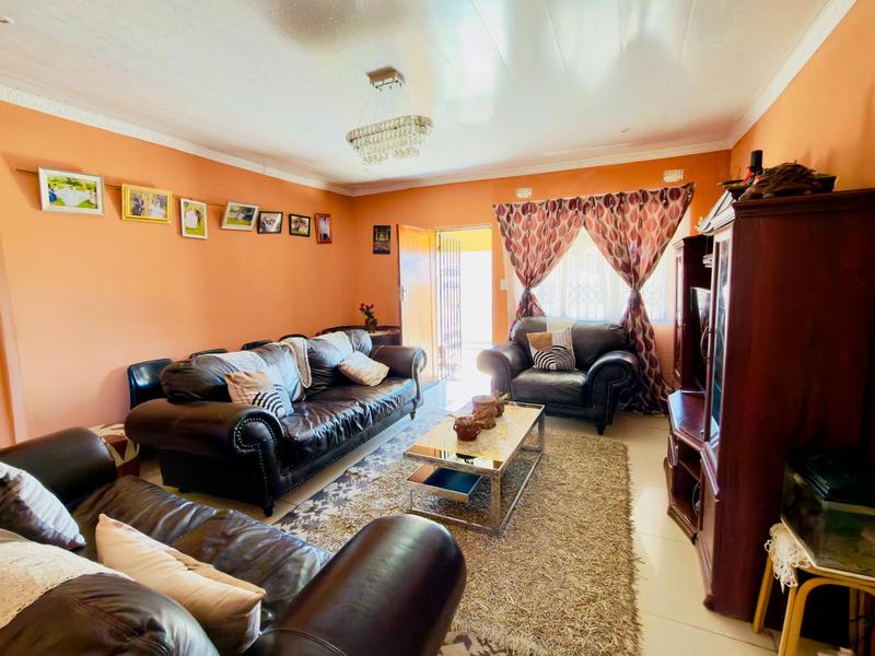 4 Bedroom Property for Sale in Inanda Glebe KwaZulu-Natal