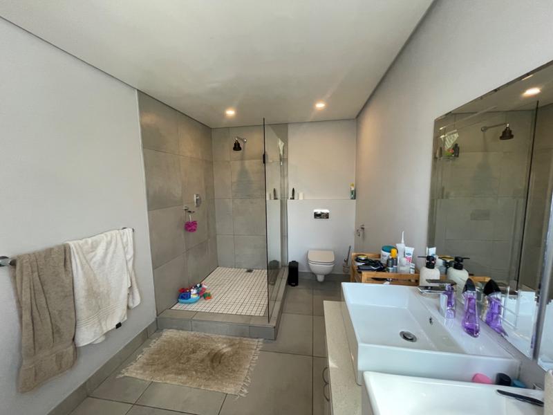 2 Bedroom Property for Sale in Umhlanga KwaZulu-Natal