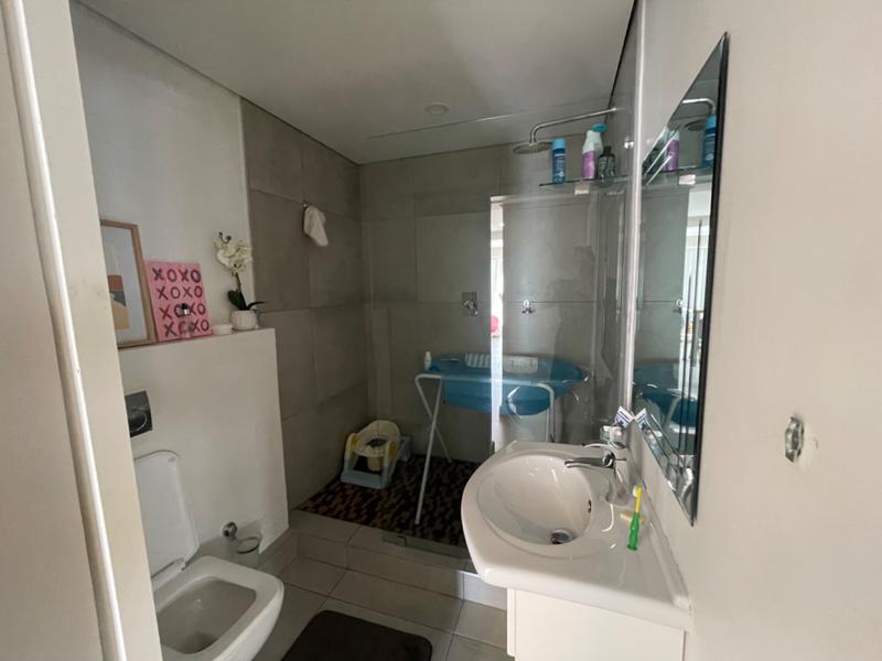 2 Bedroom Property for Sale in Umhlanga KwaZulu-Natal