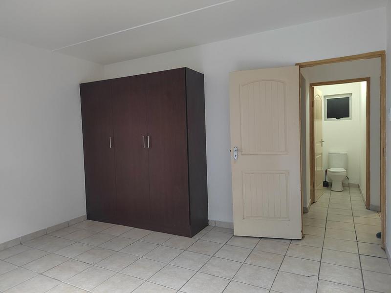 2 Bedroom Property for Sale in Chatsworth KwaZulu-Natal