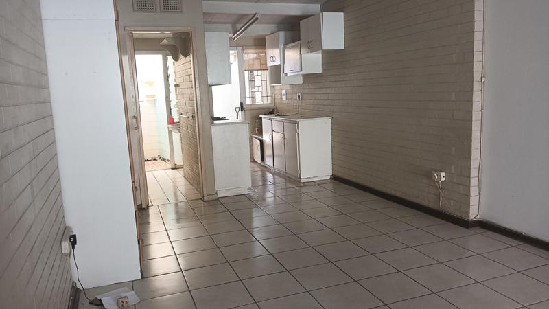 1 Bedroom Property for Sale in Pinetown KwaZulu-Natal