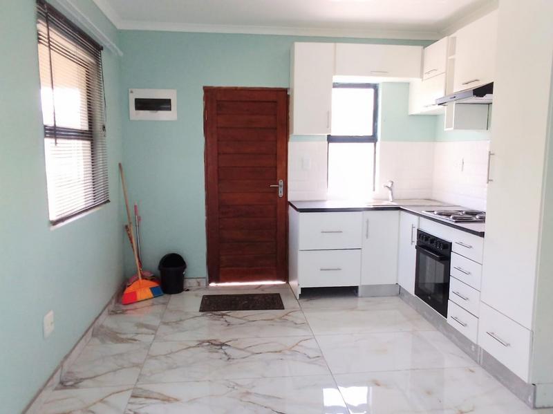 To Let 3 Bedroom Property for Rent in Shakaskraal KwaZulu-Natal