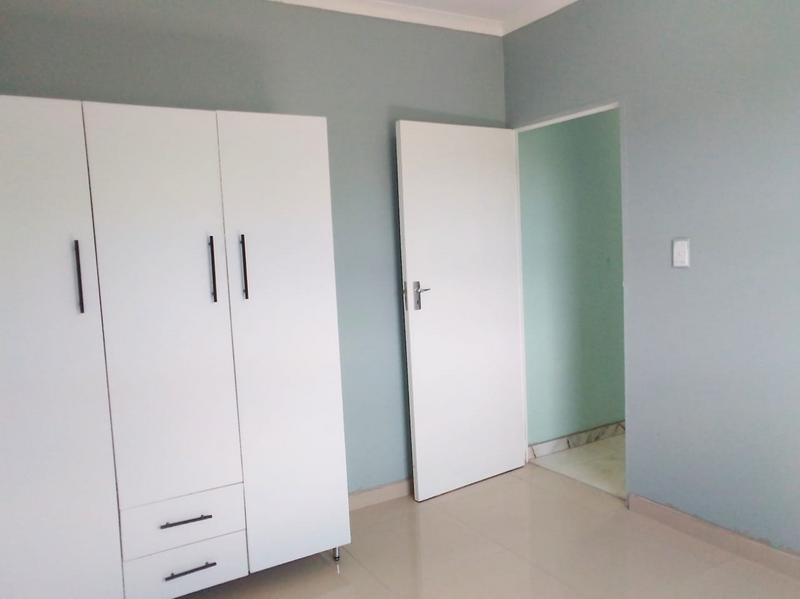 To Let 3 Bedroom Property for Rent in Shakaskraal KwaZulu-Natal