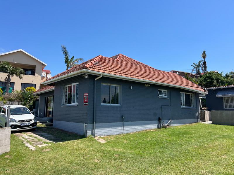 2 Bedroom Property for Sale in St Michaels On Sea KwaZulu-Natal