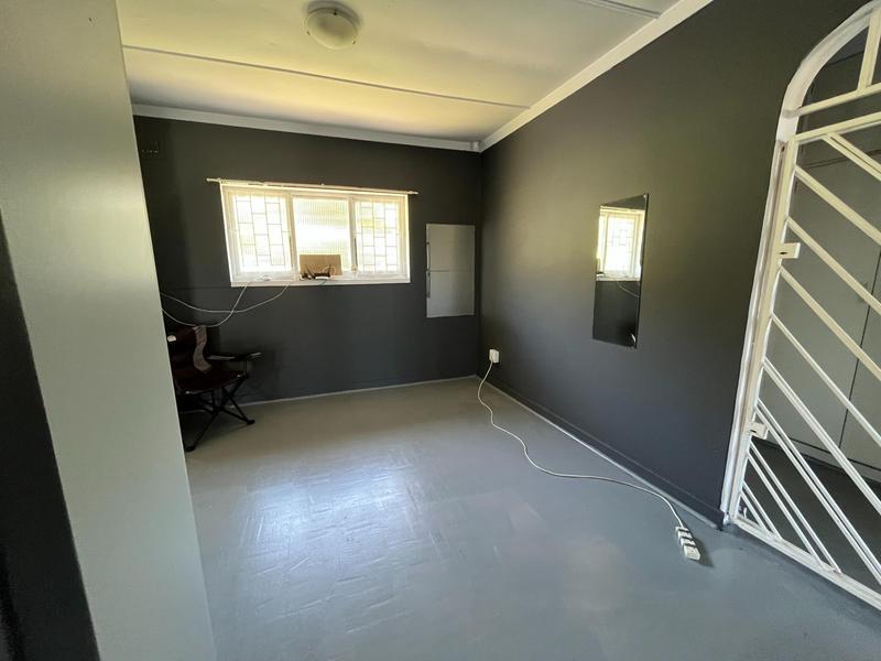 2 Bedroom Property for Sale in St Michaels On Sea KwaZulu-Natal