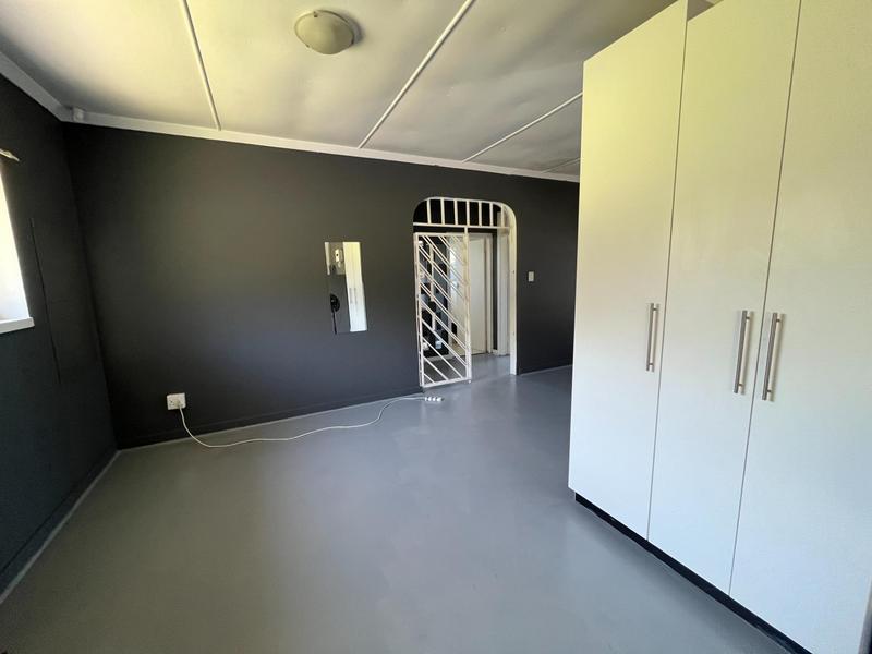 2 Bedroom Property for Sale in St Michaels On Sea KwaZulu-Natal