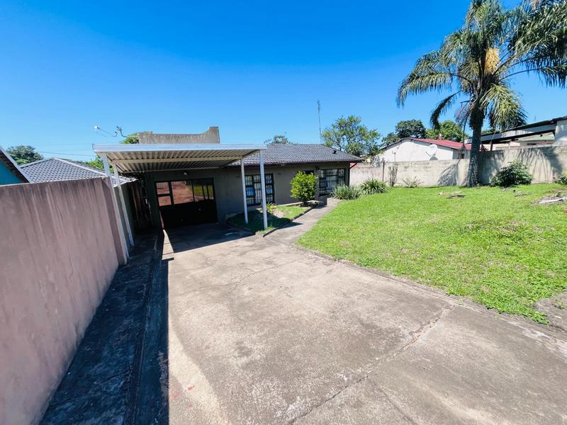 2 Bedroom Property for Sale in Esikhawini KwaZulu-Natal