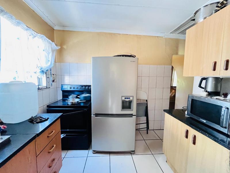 2 Bedroom Property for Sale in Esikhawini KwaZulu-Natal