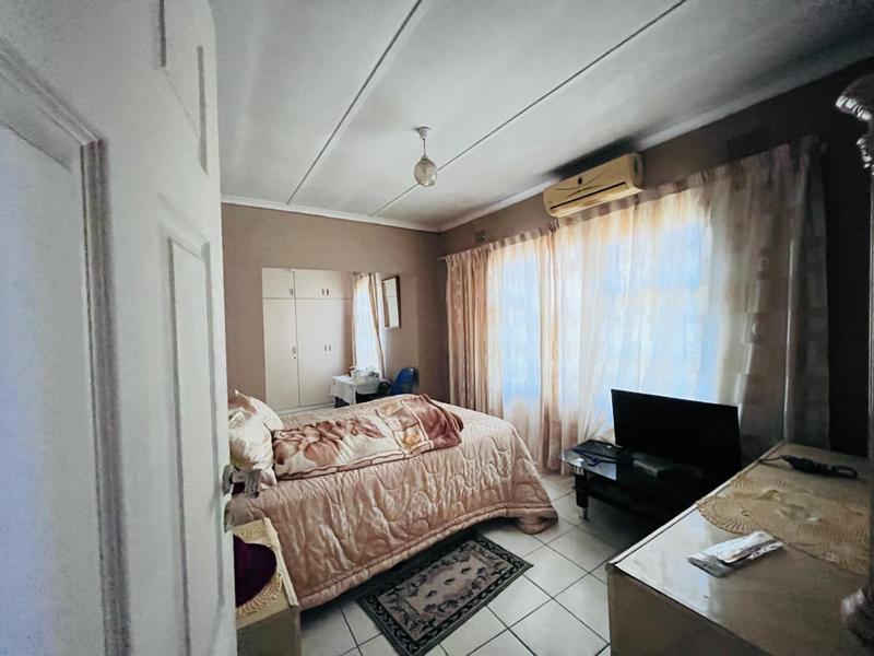 2 Bedroom Property for Sale in Esikhawini KwaZulu-Natal