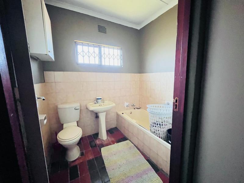 2 Bedroom Property for Sale in Esikhawini KwaZulu-Natal