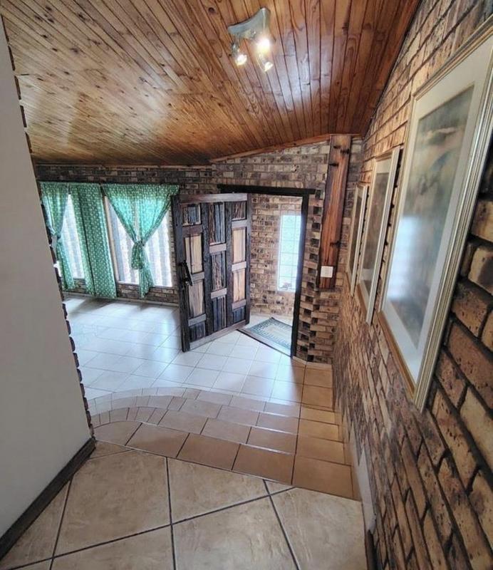 4 Bedroom Property for Sale in Meer En See KwaZulu-Natal