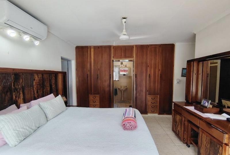 4 Bedroom Property for Sale in Meer En See KwaZulu-Natal