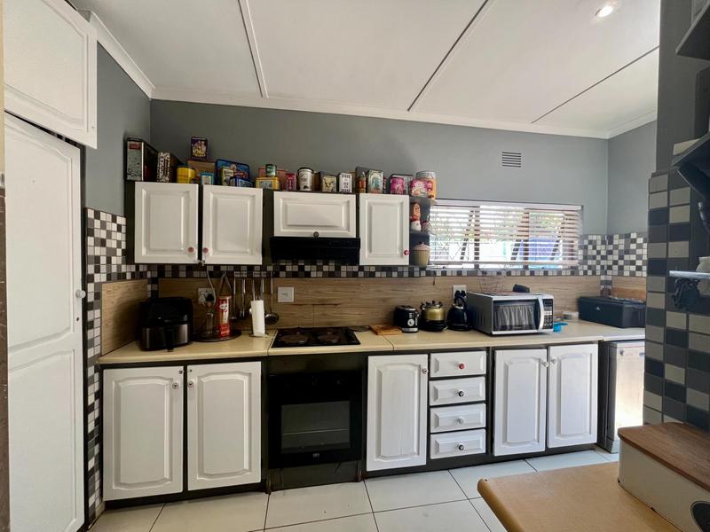 To Let 4 Bedroom Property for Rent in Mtunzini KwaZulu-Natal