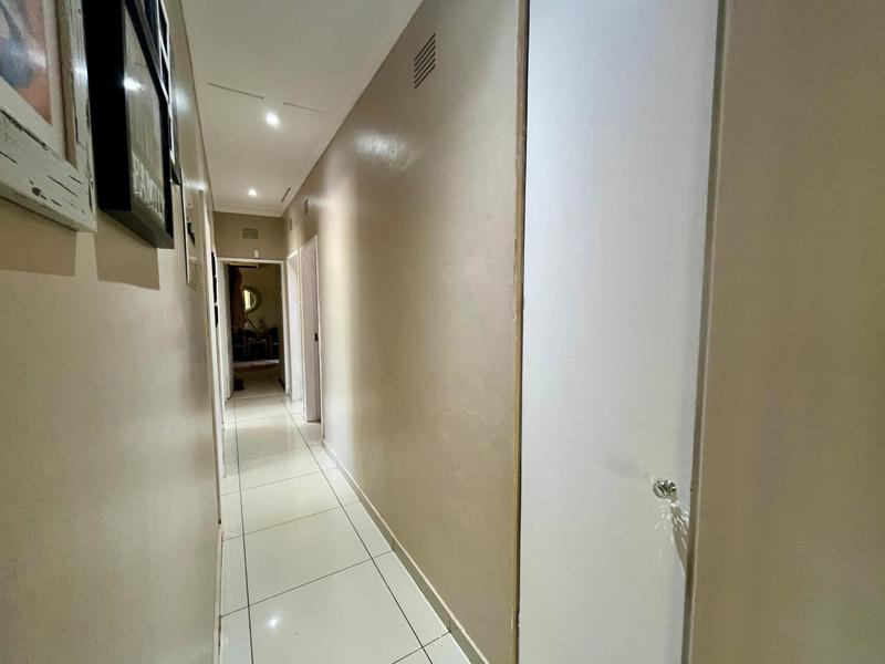 To Let 4 Bedroom Property for Rent in Mtunzini KwaZulu-Natal