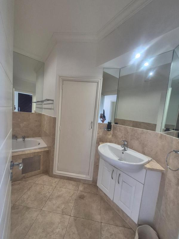 To Let 2 Bedroom Property for Rent in Umhlanga Rocks KwaZulu-Natal