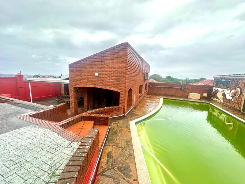 To Let 1 Bedroom Property for Rent in Montclair KwaZulu-Natal