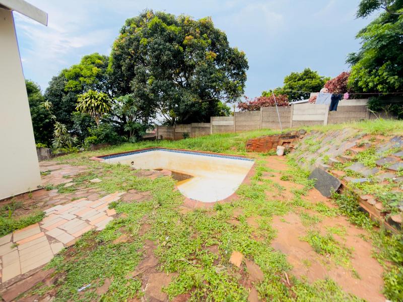 3 Bedroom Property for Sale in Montclair KwaZulu-Natal