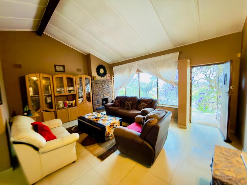 3 Bedroom Property for Sale in Montclair KwaZulu-Natal