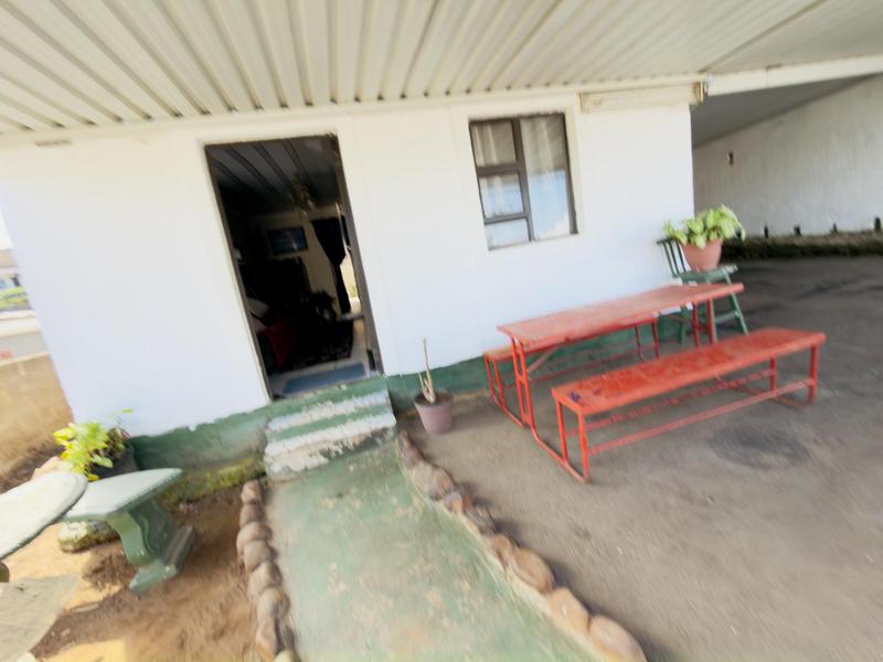 2 Bedroom Property for Sale in Kwamakhutha KwaZulu-Natal