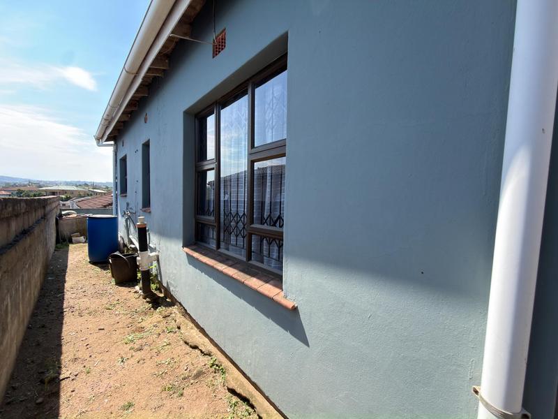 2 Bedroom Property for Sale in Lovu KwaZulu-Natal