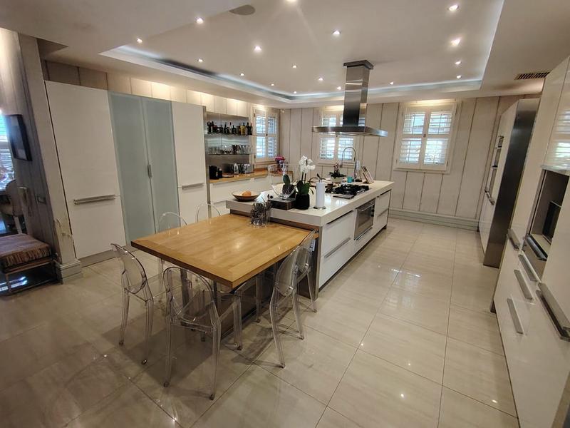 5 Bedroom Property for Sale in Herrwood Park KwaZulu-Natal