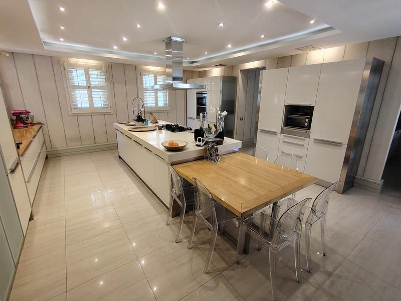 5 Bedroom Property for Sale in Herrwood Park KwaZulu-Natal