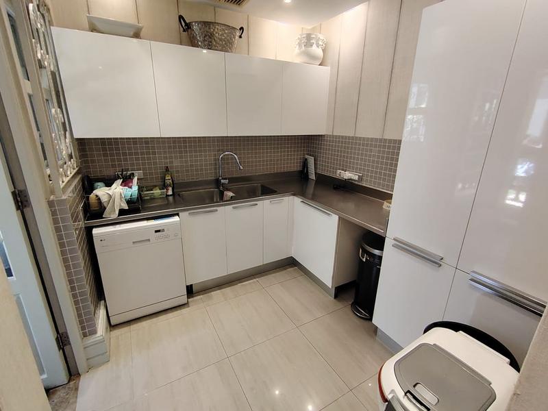 5 Bedroom Property for Sale in Herrwood Park KwaZulu-Natal