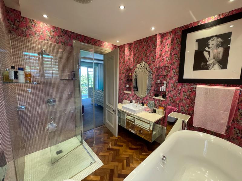 5 Bedroom Property for Sale in Herrwood Park KwaZulu-Natal