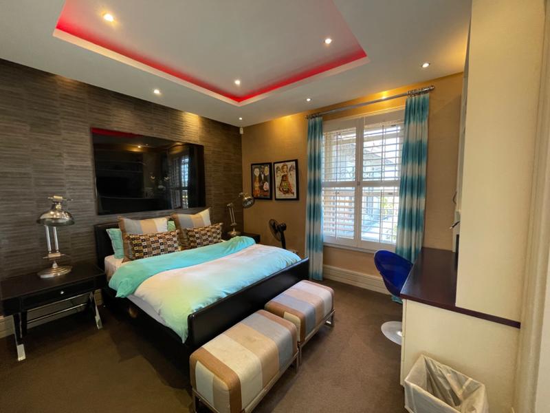 5 Bedroom Property for Sale in Herrwood Park KwaZulu-Natal