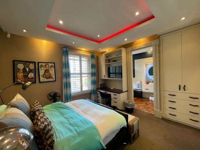 5 Bedroom Property for Sale in Herrwood Park KwaZulu-Natal