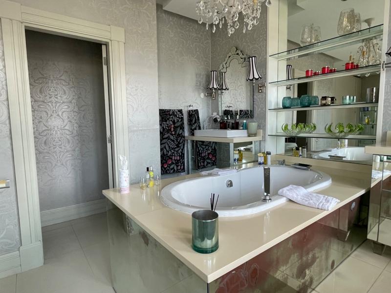 5 Bedroom Property for Sale in Herrwood Park KwaZulu-Natal