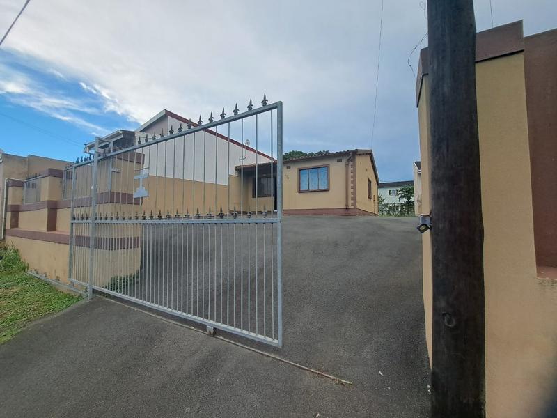 To Let 3 Bedroom Property for Rent in Sunford KwaZulu-Natal