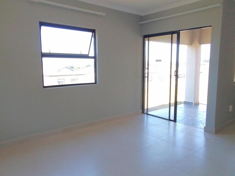 To Let 3 Bedroom Property for Rent in Shakaskraal KwaZulu-Natal