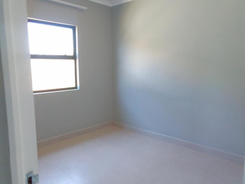 To Let 3 Bedroom Property for Rent in Shakaskraal KwaZulu-Natal