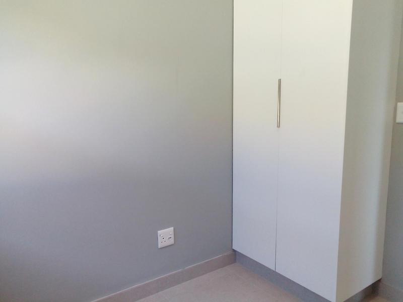 To Let 3 Bedroom Property for Rent in Shakaskraal KwaZulu-Natal