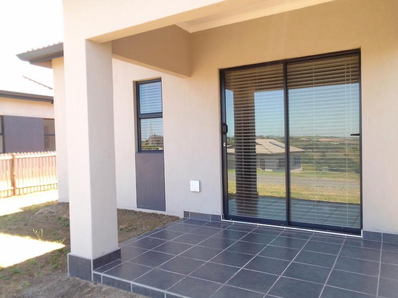 To Let 2 Bedroom Property for Rent in Shakaskraal KwaZulu-Natal