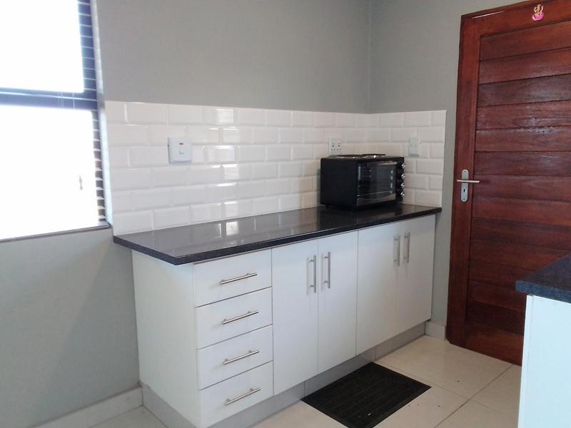 To Let 2 Bedroom Property for Rent in Shakaskraal KwaZulu-Natal