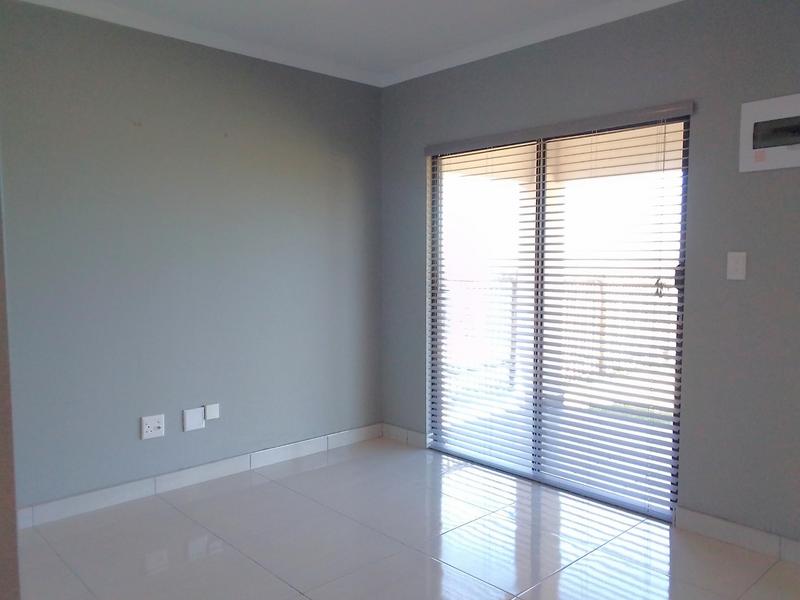 To Let 2 Bedroom Property for Rent in Shakaskraal KwaZulu-Natal