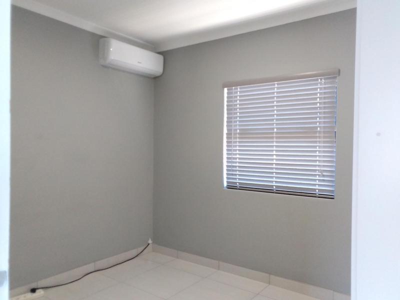 To Let 2 Bedroom Property for Rent in Shakaskraal KwaZulu-Natal