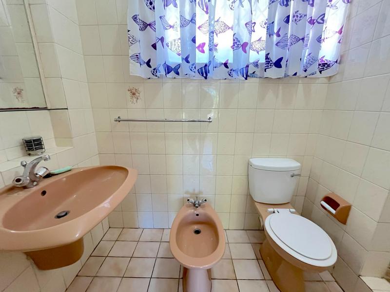 4 Bedroom Property for Sale in Ramsgate KwaZulu-Natal