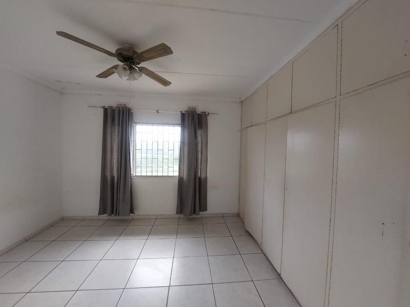 To Let 1 Bedroom Property for Rent in Umkomaas KwaZulu-Natal