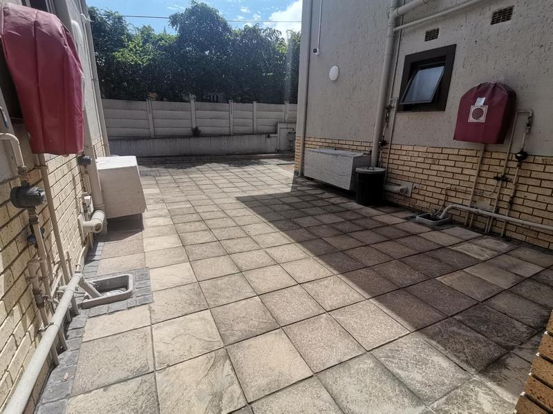 To Let 2 Bedroom Property for Rent in Pinetown KwaZulu-Natal