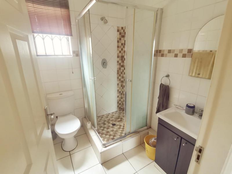 To Let 2 Bedroom Property for Rent in Pinetown KwaZulu-Natal