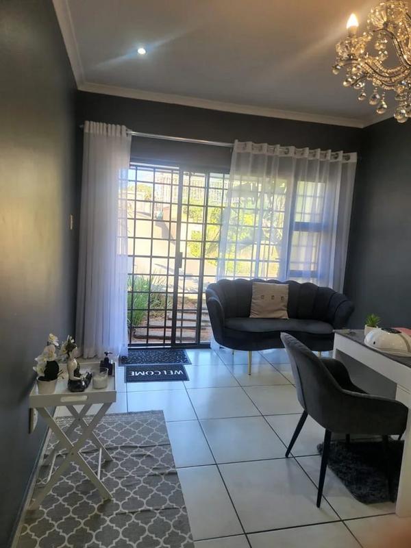 To Let 1 Bedroom Property for Rent in Umhlanga Rocks KwaZulu-Natal