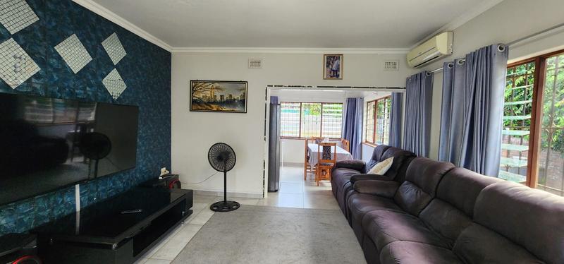 5 Bedroom Property for Sale in Widenham KwaZulu-Natal