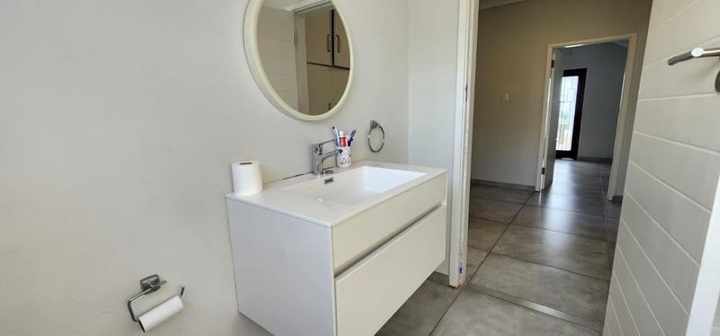 5 Bedroom Property for Sale in Widenham KwaZulu-Natal