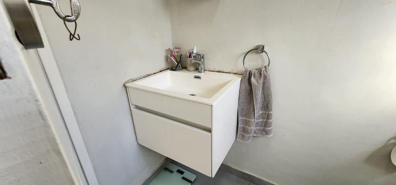 5 Bedroom Property for Sale in Widenham KwaZulu-Natal